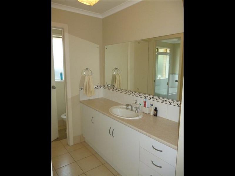 10 Ketch Court, Aldinga Beach SA 5173
