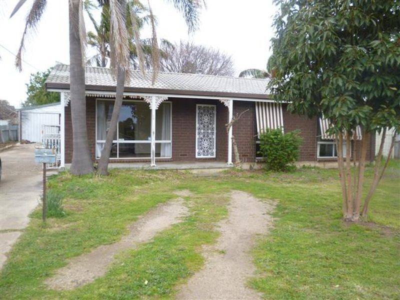 4 Freeman Avenue, Morphett Vale SA 5162