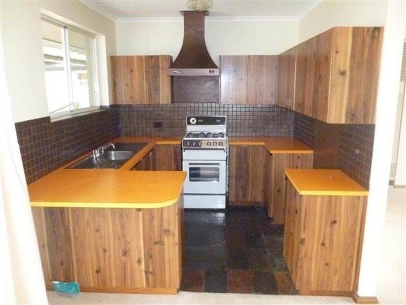 4 Freeman Avenue, Morphett Vale SA 5162