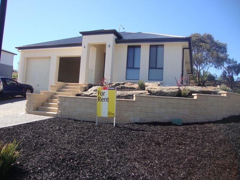 11 Bishop Mews, Flagstaff Hill SA 5159