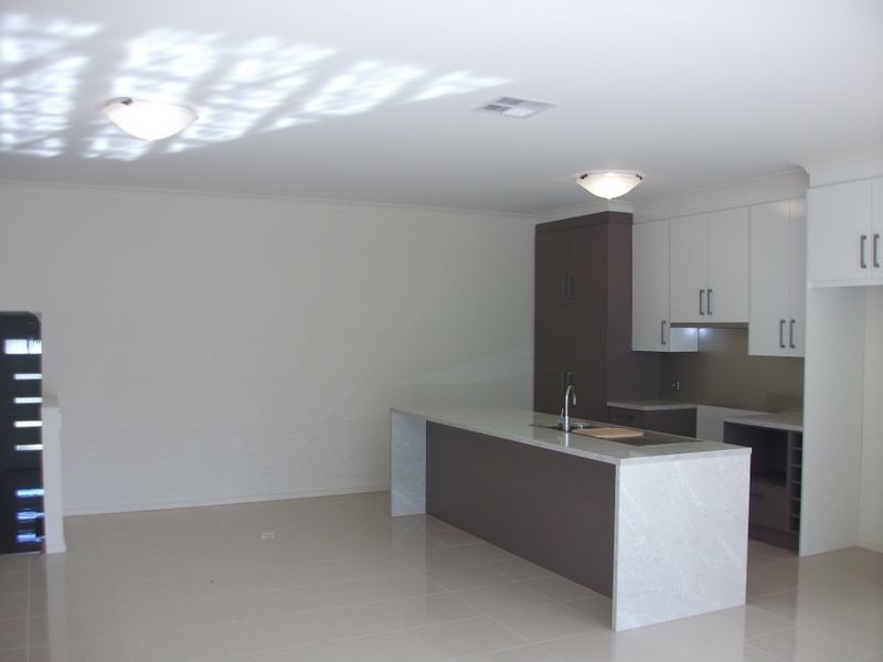 11 Bishop Mews, Flagstaff Hill SA 5159
