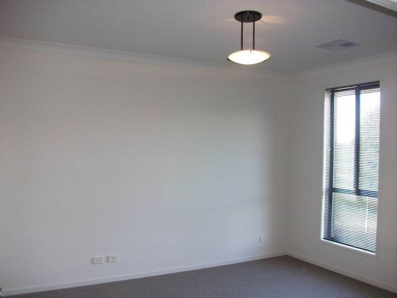 11 Bishop Mews, Flagstaff Hill SA 5159