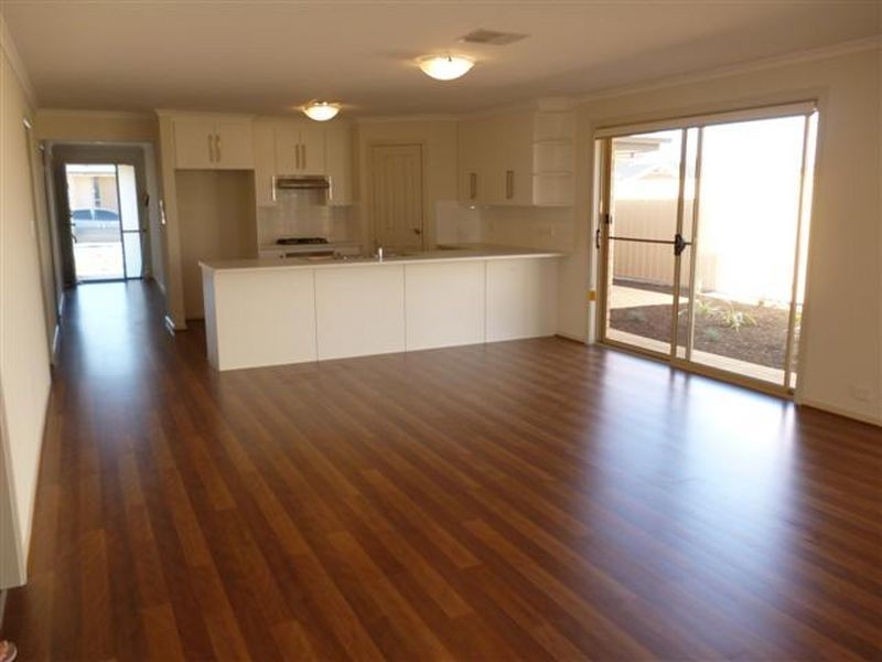 18 Matelot Street, Seaford Meadows SA 5169