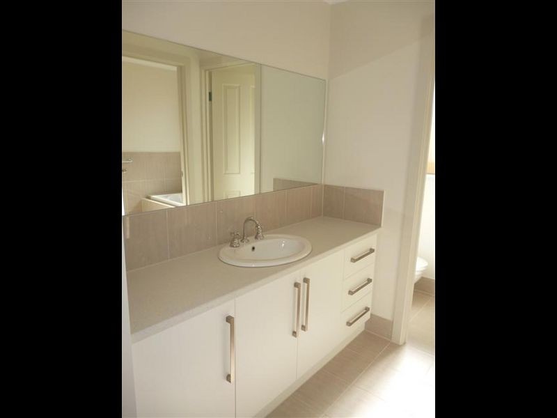 18 Matelot Street, Seaford Meadows SA 5169