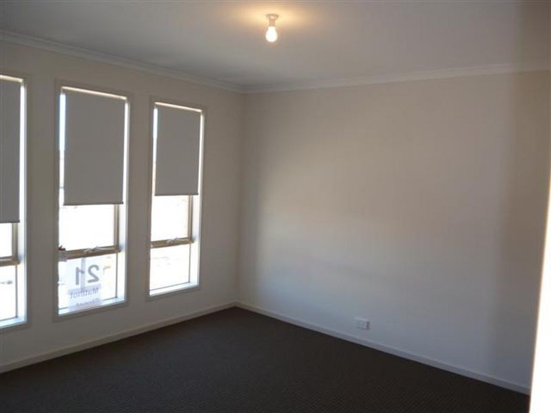 21 Matelot Street, Seaford Meadows SA 5169