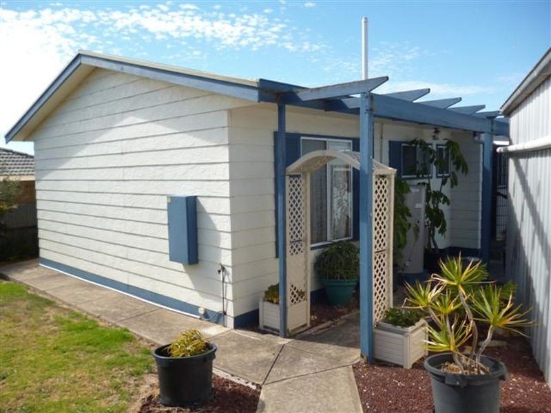 27 Cannes Drive, Sellicks Beach SA 5174