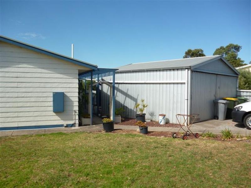 27 Cannes Drive, Sellicks Beach SA 5174