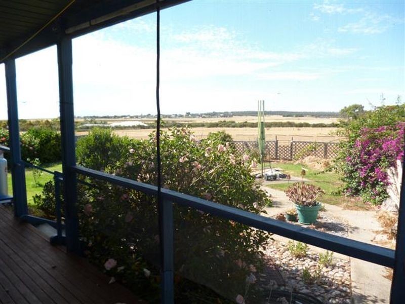 27 Cannes Drive, Sellicks Beach SA 5174