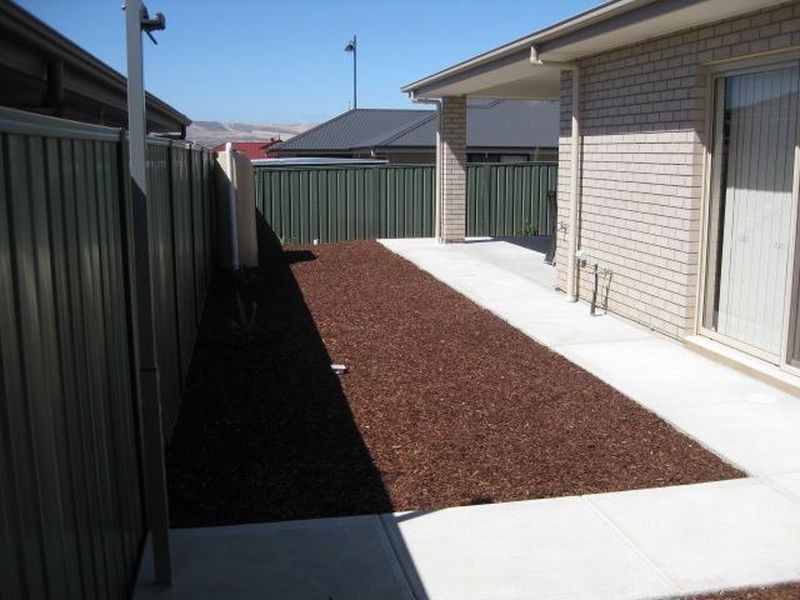 18 Sapphire Way, Aldinga Beach SA 5173