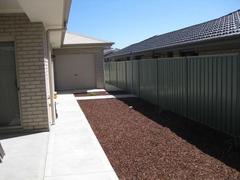 18 Sapphire Way, Aldinga Beach SA 5173