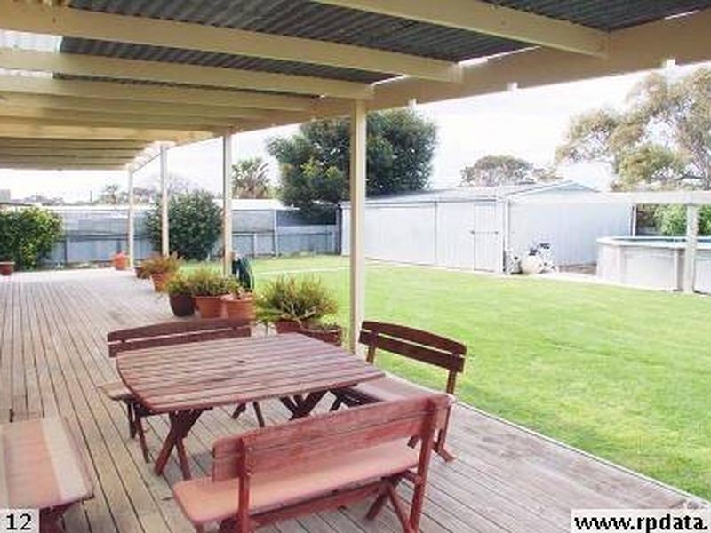 44 Kwinana Crescent, Port Noarlunga South SA 5167