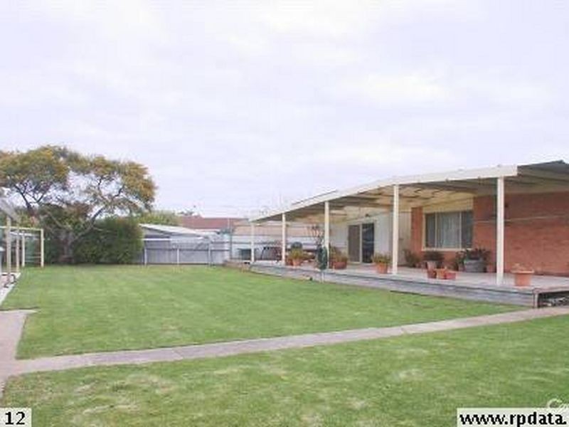 44 Kwinana Crescent, Port Noarlunga South SA 5167