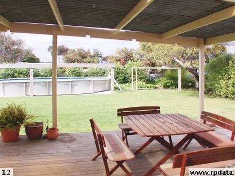 44 Kwinana Crescent, Port Noarlunga South SA 5167