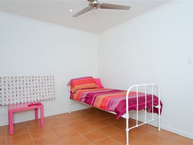42 Caffrey Crescent, Port Willunga SA 5173