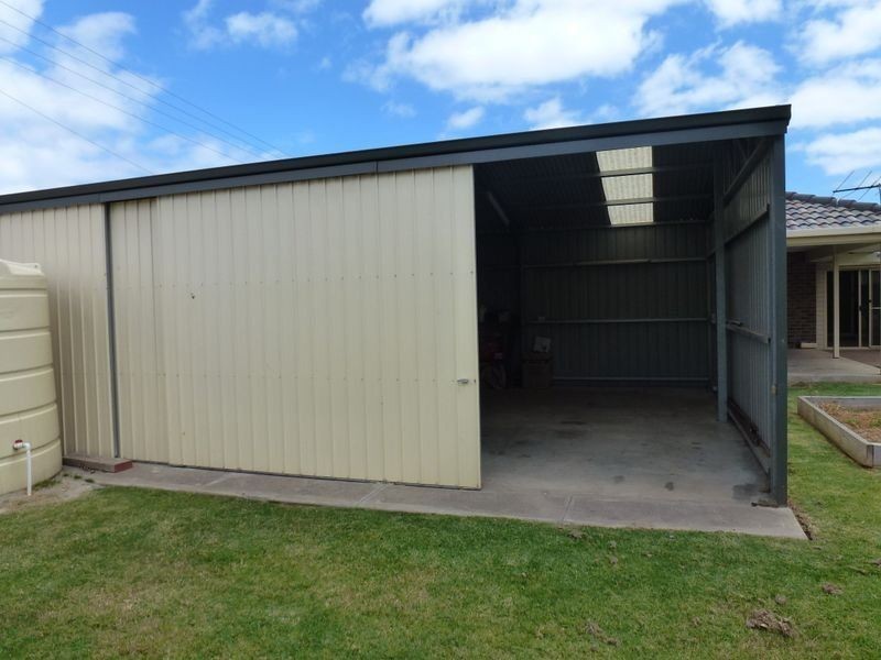 21 Harvey Crescent, Aldinga Beach SA 5173