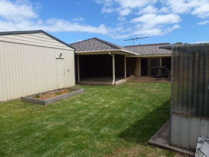 21 Harvey Crescent, Aldinga Beach SA 5173
