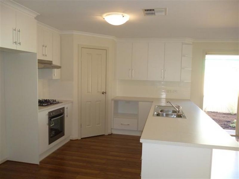 30 Parrell Street, Seaford Meadows SA 5169