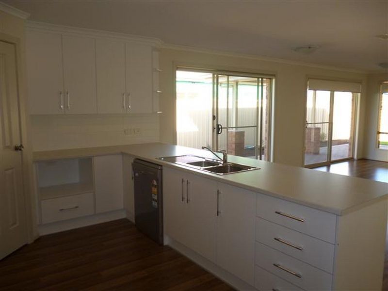 30 Parrell Street, Seaford Meadows SA 5169