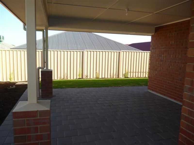 30 Parrell Street, Seaford Meadows SA 5169
