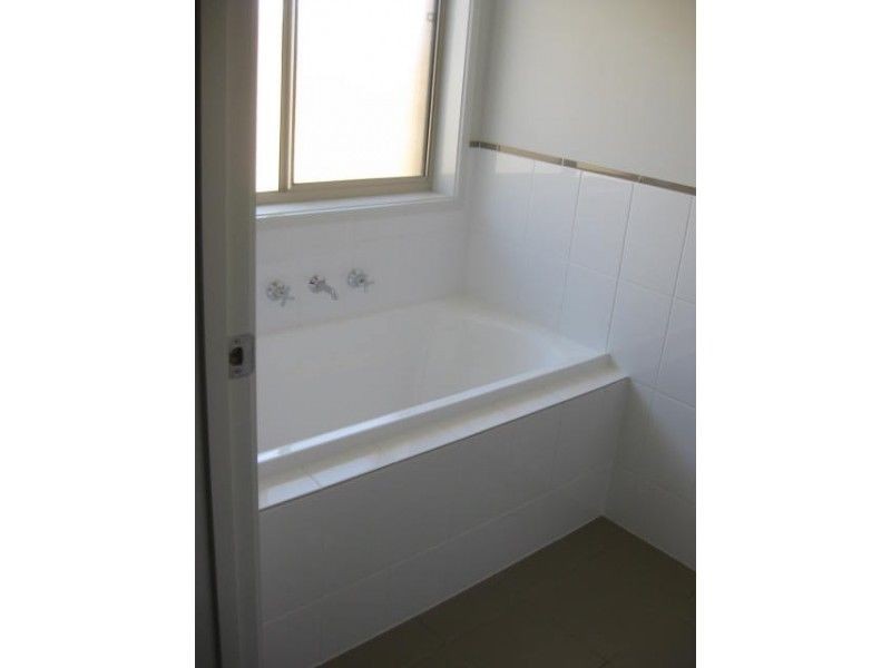 5 Trunnel Court, Seaford Meadows SA 5169