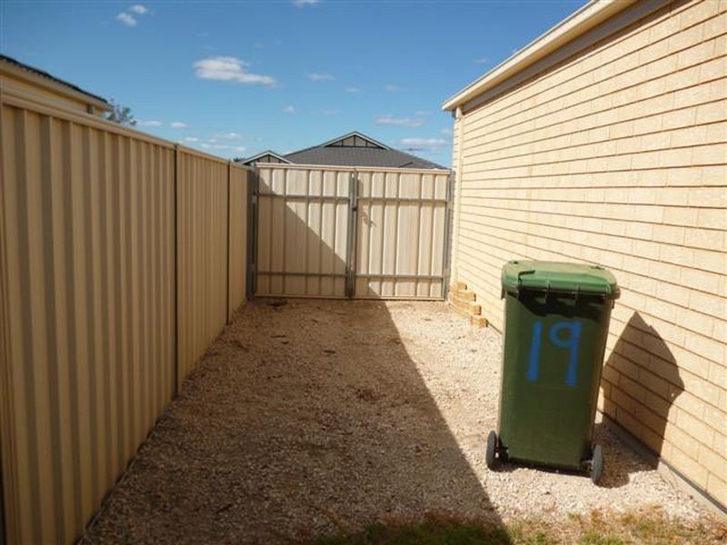 19 Barramundi Way, Aldinga Beach SA 5173