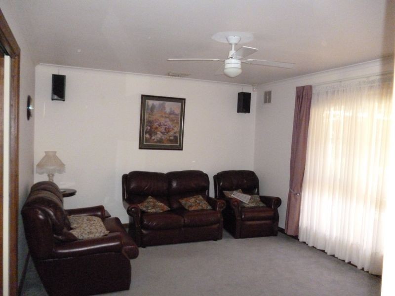 19 Cove Circuit, Seaford Rise SA 5169