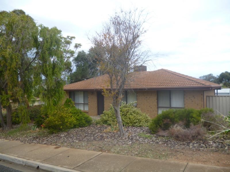 1 Byron Court, Huntfield Heights SA 5163