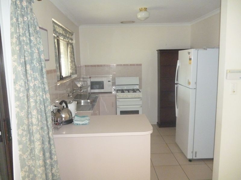 1 Byron Court, Huntfield Heights SA 5163