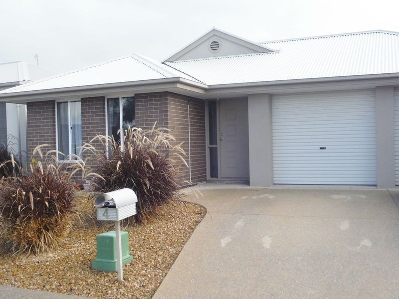 4 Seagull Street, Aldinga Beach SA 5173