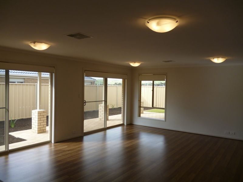 32 League Street, Seaford Meadows SA 5169