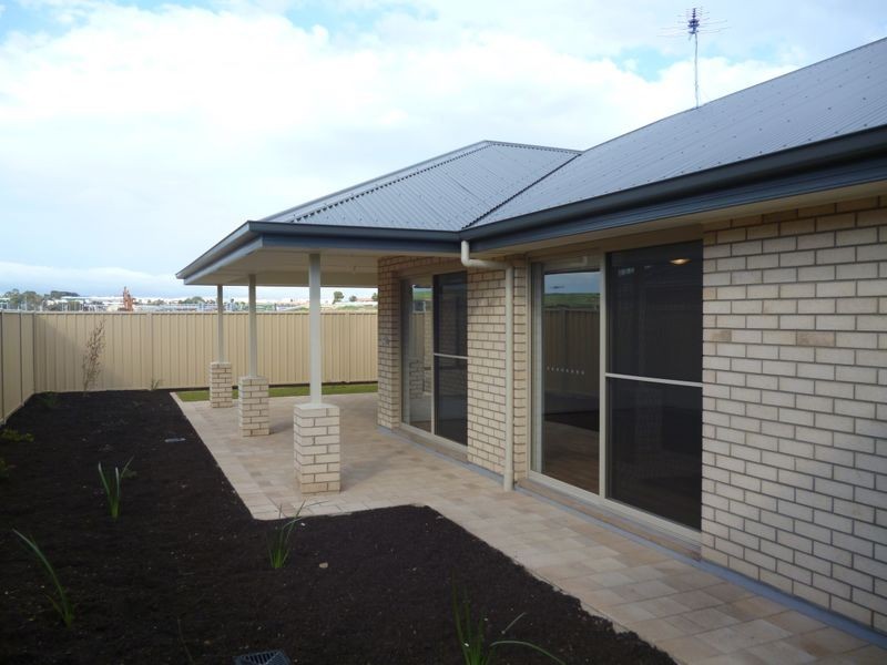 32 League Street, Seaford Meadows SA 5169