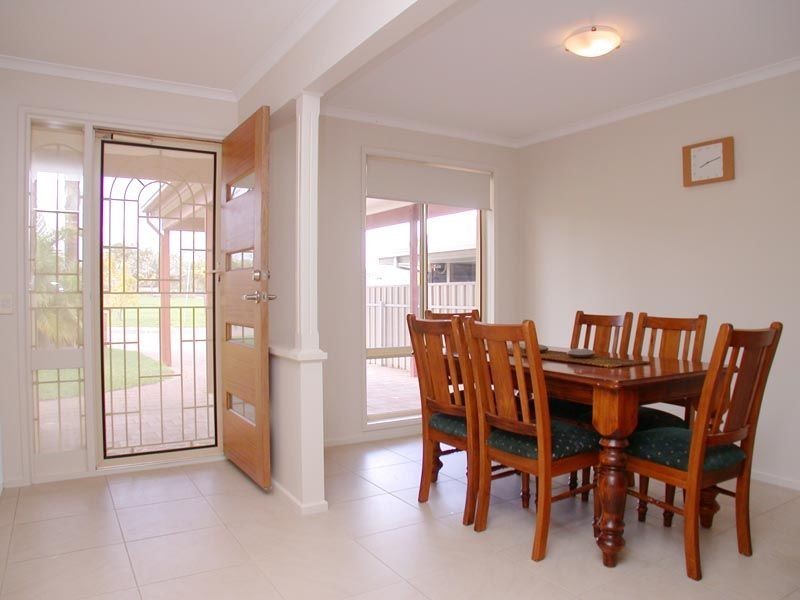 6 Cove Circuit, Seaford Rise SA 5169