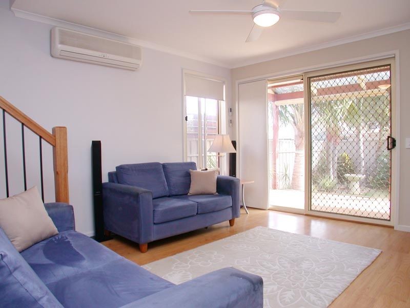 6 Cove Circuit, Seaford Rise SA 5169