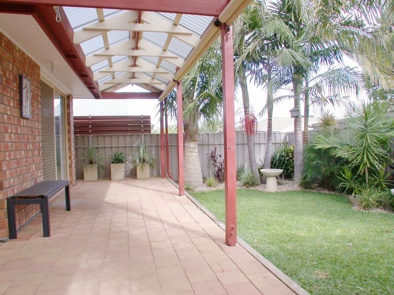 6 Cove Circuit, Seaford Rise SA 5169