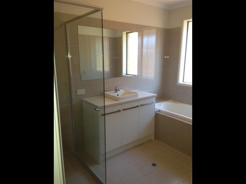 8 Nova Defense Drive, Seaford Meadows SA 5169