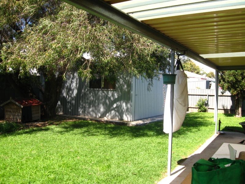 16 Hamilton Road, Aldinga Beach SA 5173