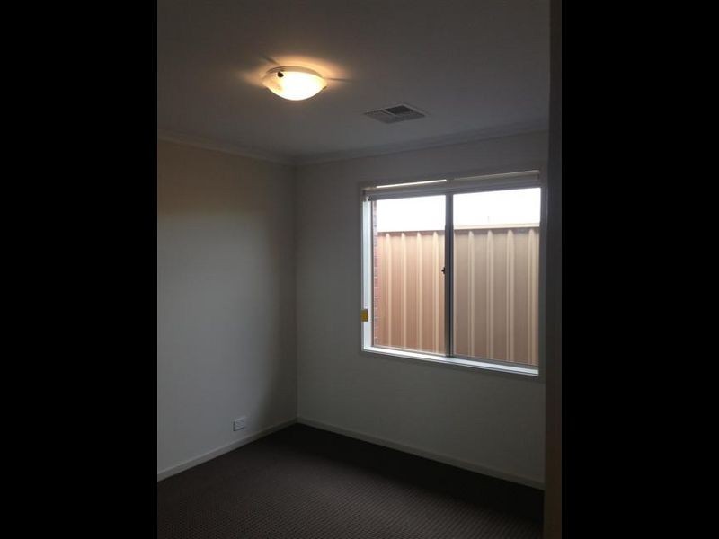 22 Nova Defense Drive, Seaford Meadows SA 5169