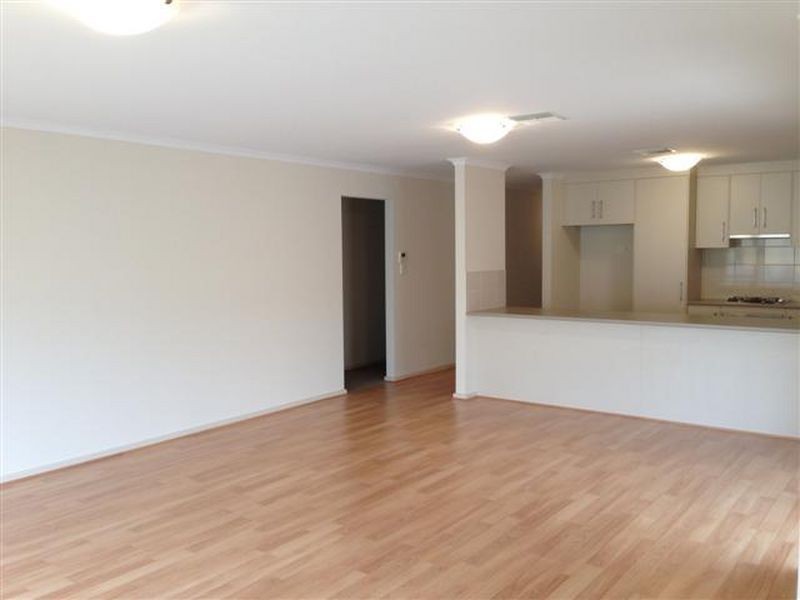 17 Jackstaff Road, Seaford Meadows SA 5169