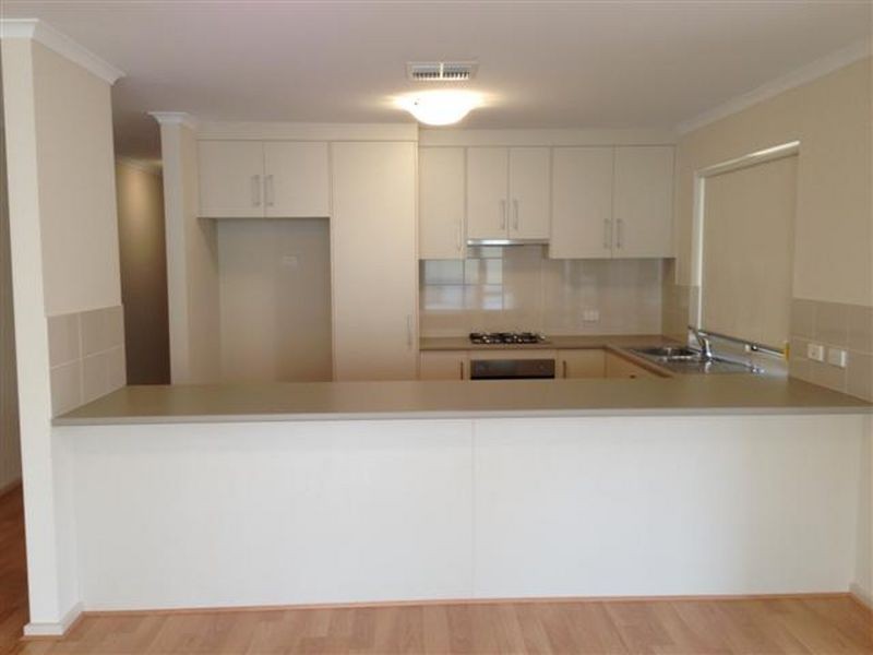17 Jackstaff Road, Seaford Meadows SA 5169