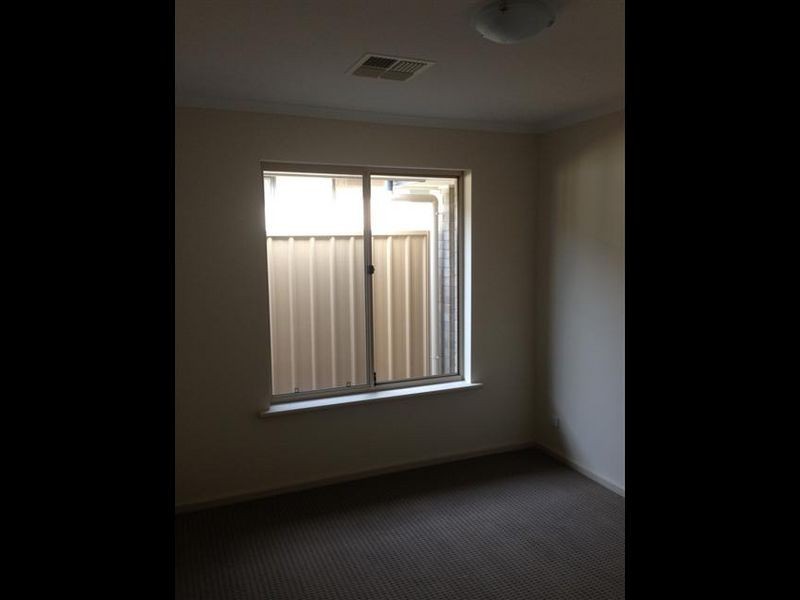 17 Jackstaff Road, Seaford Meadows SA 5169
