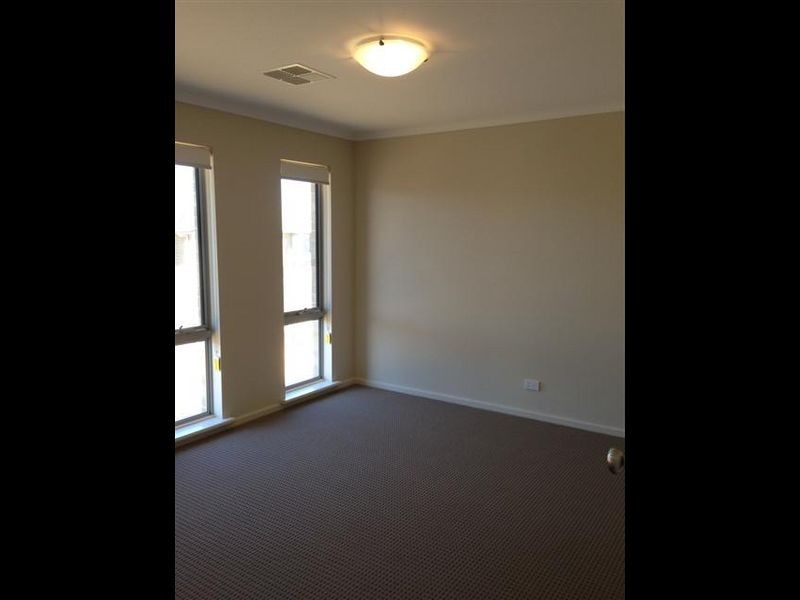 9 Jackstaff Road, Seaford Meadows SA 5169