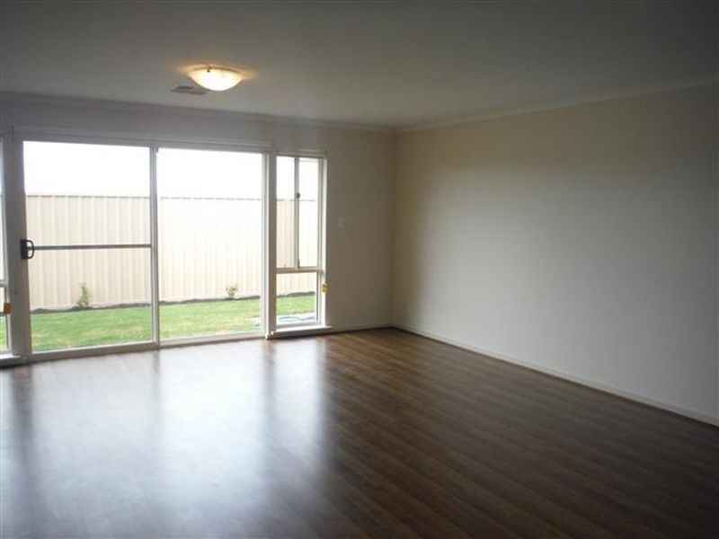 23 Orleans Avenue, Seaford Meadows SA 5169