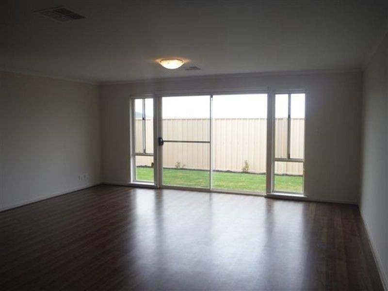23 Orleans Avenue, Seaford Meadows SA 5169