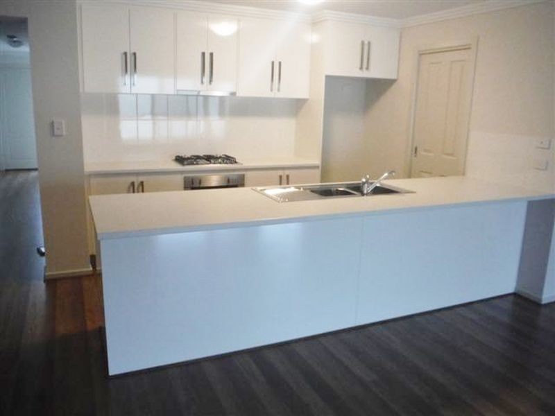 17 Arkle Place, Woodcroft SA 5162