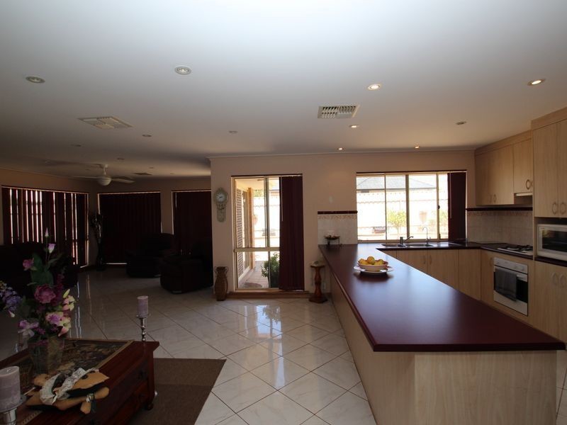 11 Lurline Boulevard, Sellicks Beach SA 5174