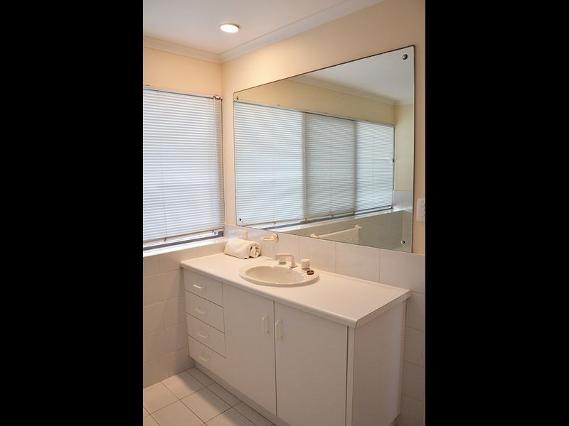 1/229 Esplanade, Aldinga Beach SA 5173