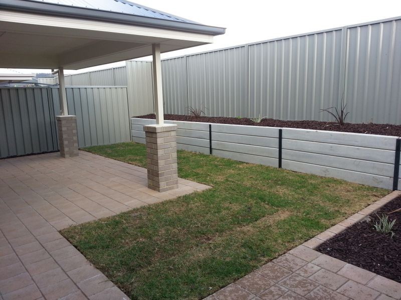 13 Arkle Place, Woodcroft SA 5162