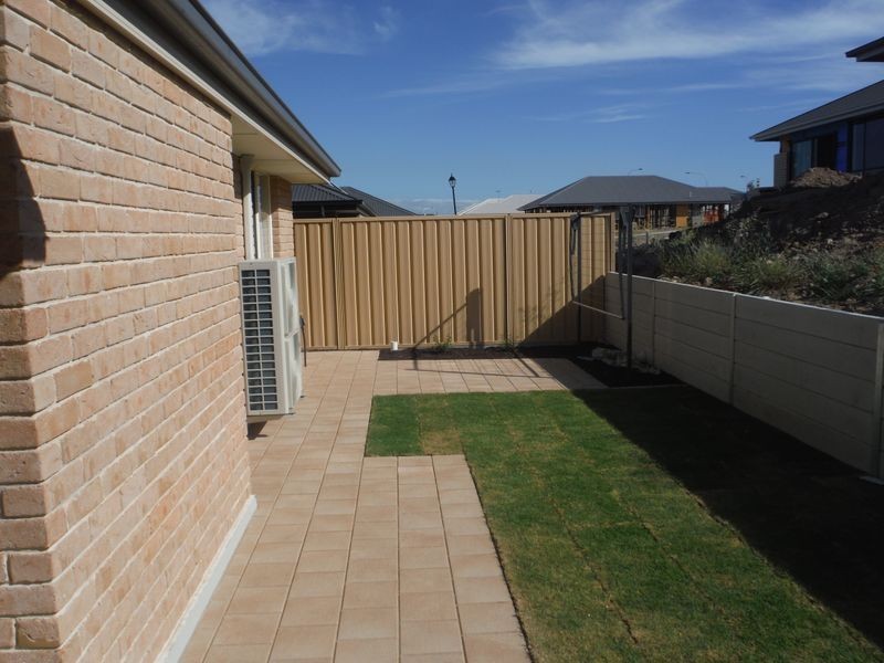 5 Halton Court, Seaford Meadows SA 5169