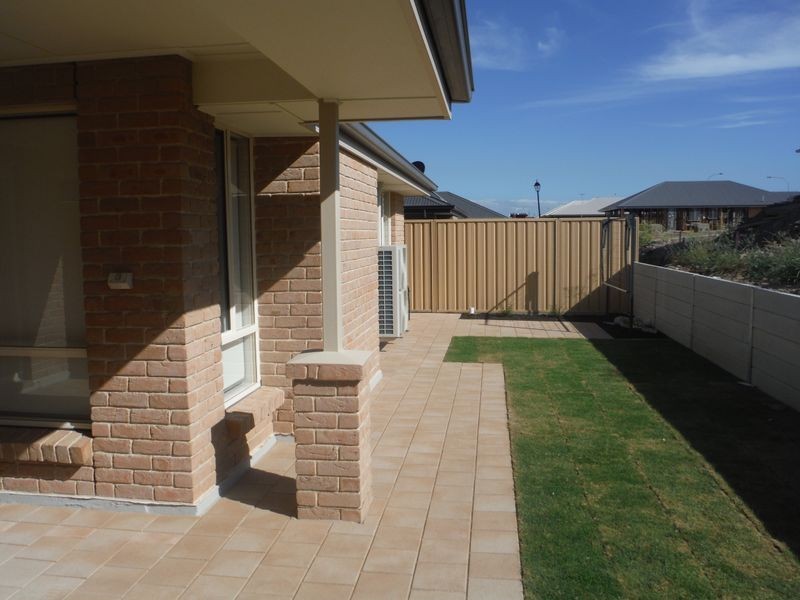 5 Halton Court, Seaford Meadows SA 5169