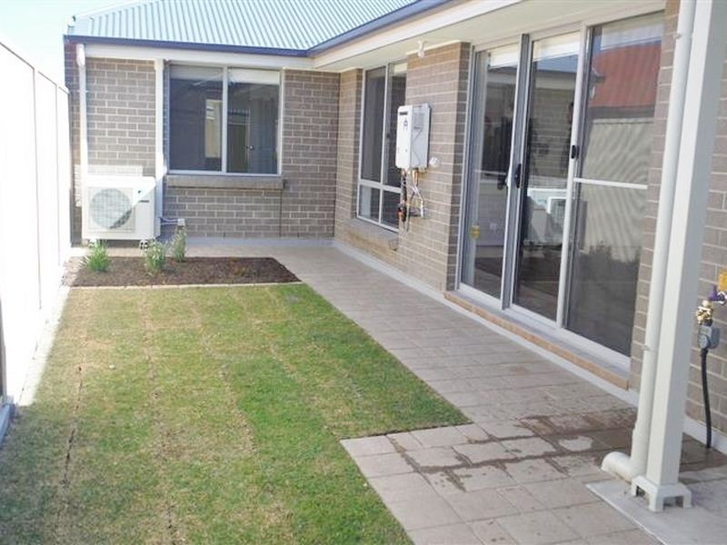 15 Prow Drive, Seaford Meadows SA 5169